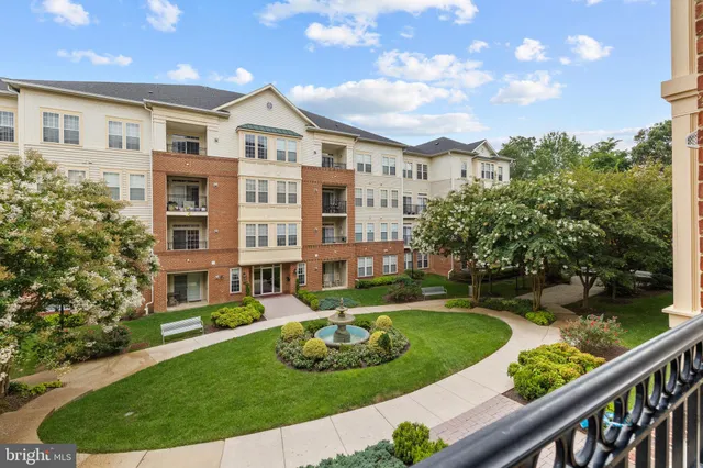 $3,000 | 2540 Kensington Gardens, Unit 204, Ellicott City, MD 21043