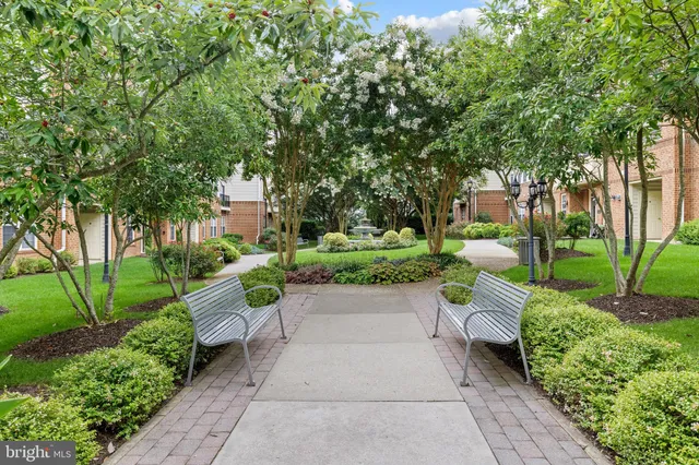 $3,000 | 2540 Kensington Gardens, Unit 204, Ellicott City, MD 21043