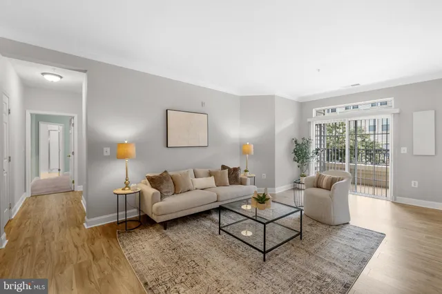 $3,000 | 2540 Kensington Gardens, Unit 204, Ellicott City, MD 21043