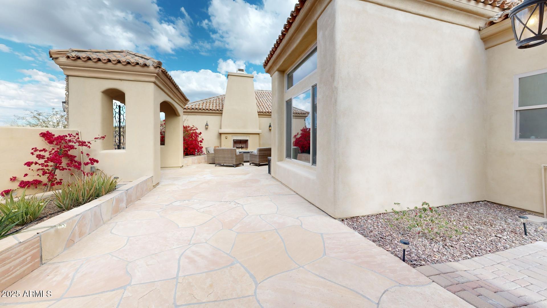 24205 North 65th Avenue Glendale, AZ 85310 - Photo 2 of 39 24205-N-65th-Ave-Garage