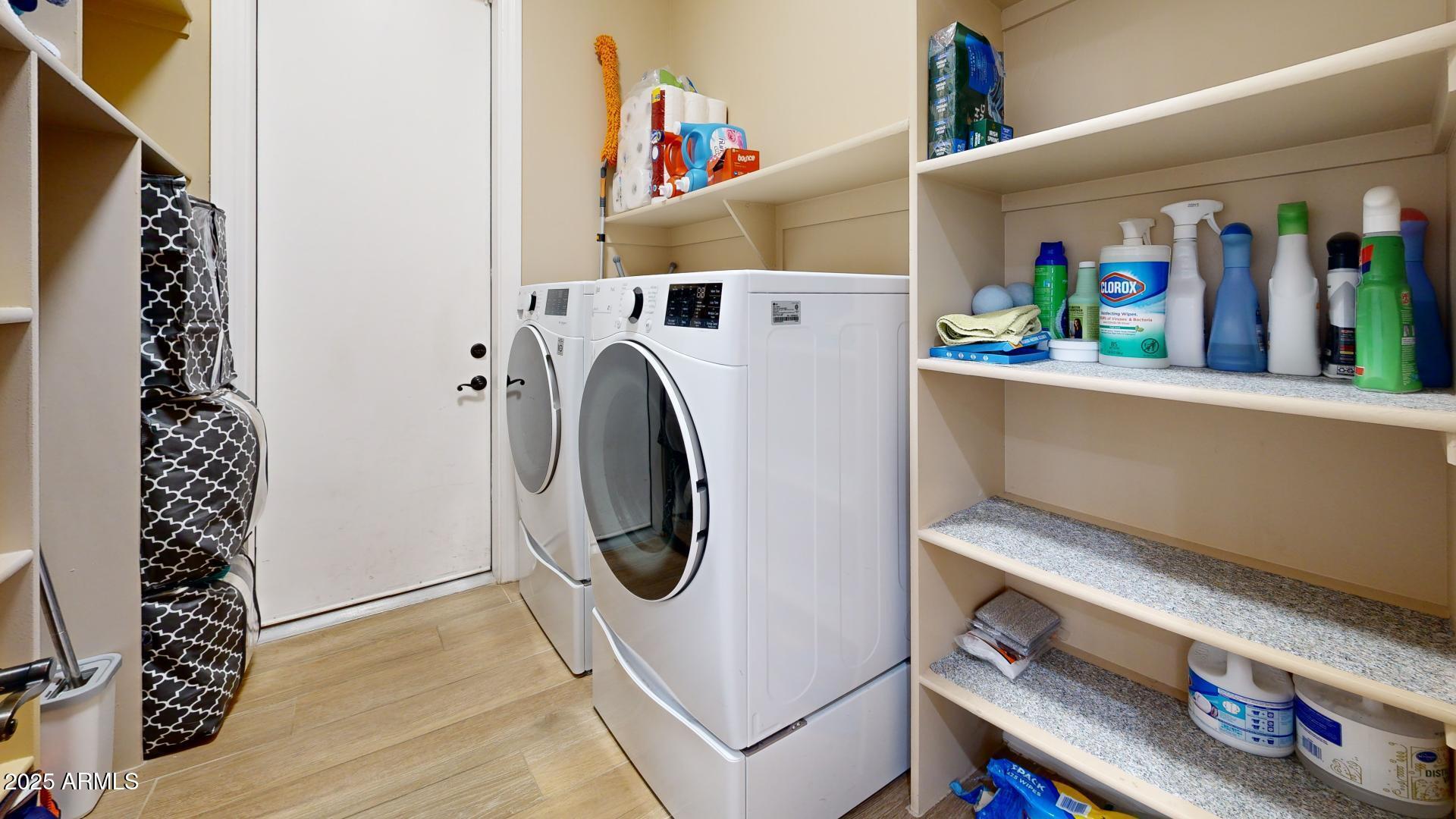 24205 North 65th Avenue Glendale, AZ 85310 - Photo 33 of 39 24205-N-65th-Ave-Laundry