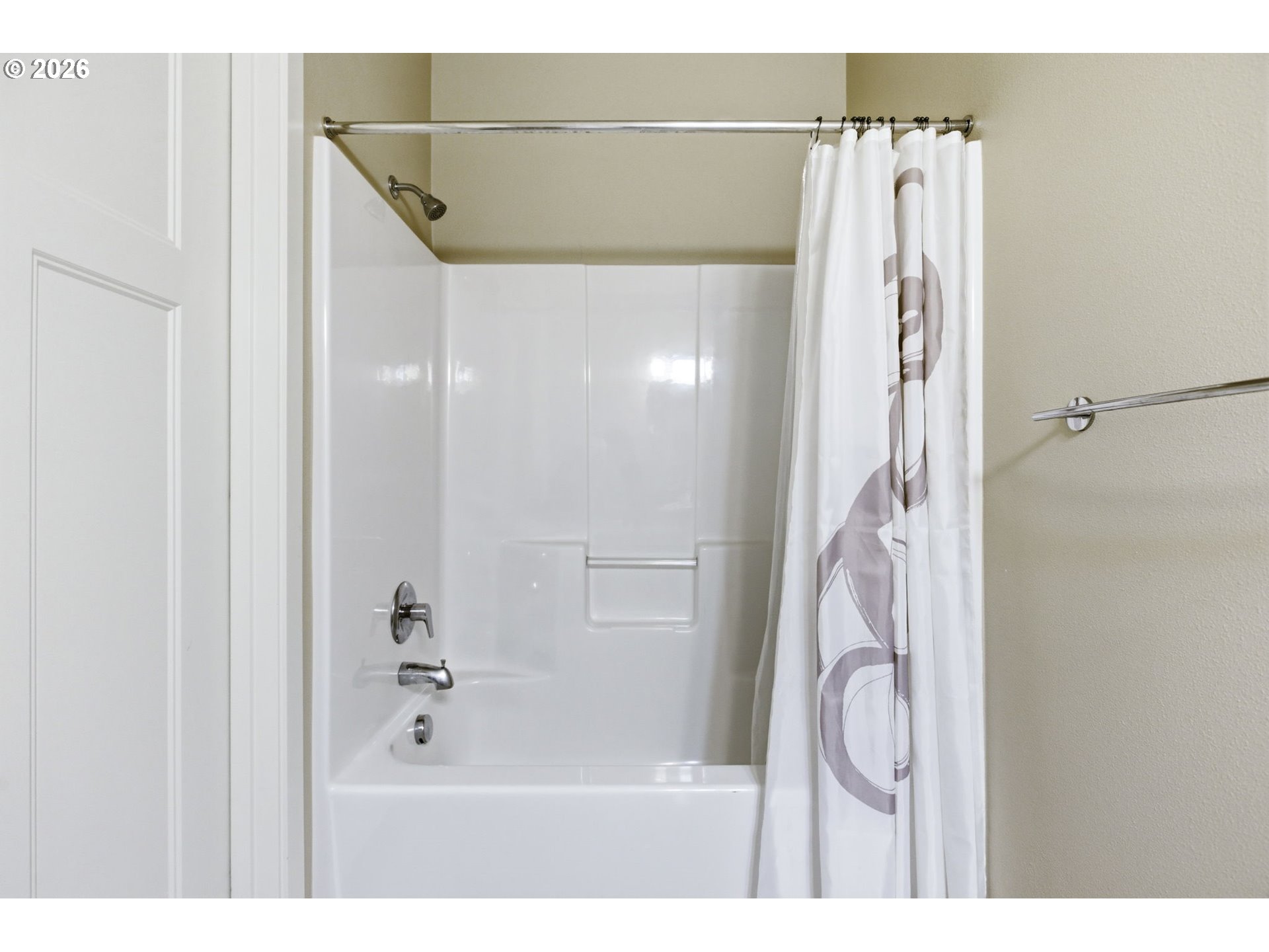 13875 Southwest Meridian Street, Unit 222 Beaverton, OR 97005 - Photo 30 of 43