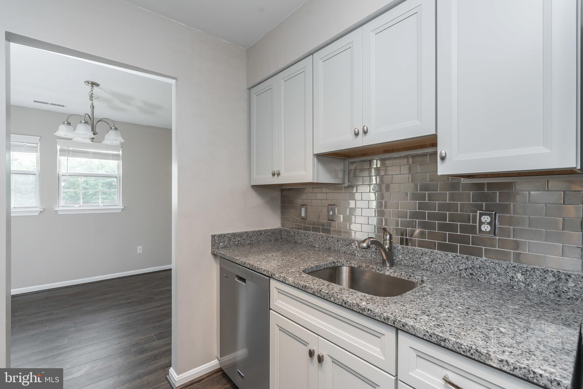 8585 Falls Run Road, Unit L Ellicott City, MD 21043 - Photo 6 of 23