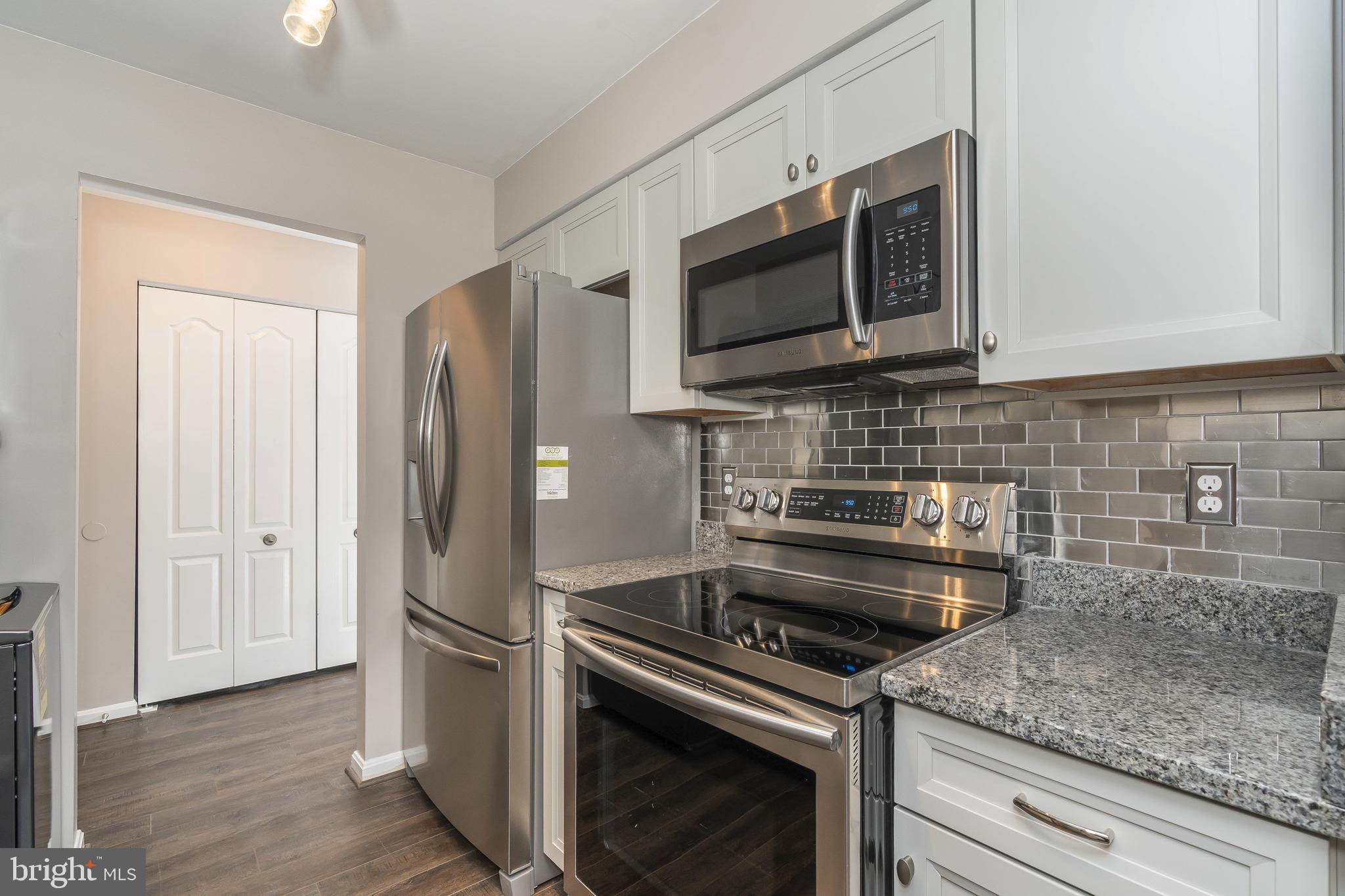 8585 Falls Run Road, Unit L Ellicott City, MD 21043 - Photo 7 of 23
