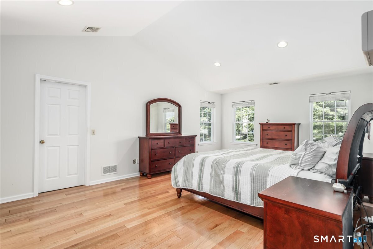 105 Secret Hollow Road Monroe, CT 06468 - Photo 18 of 37
