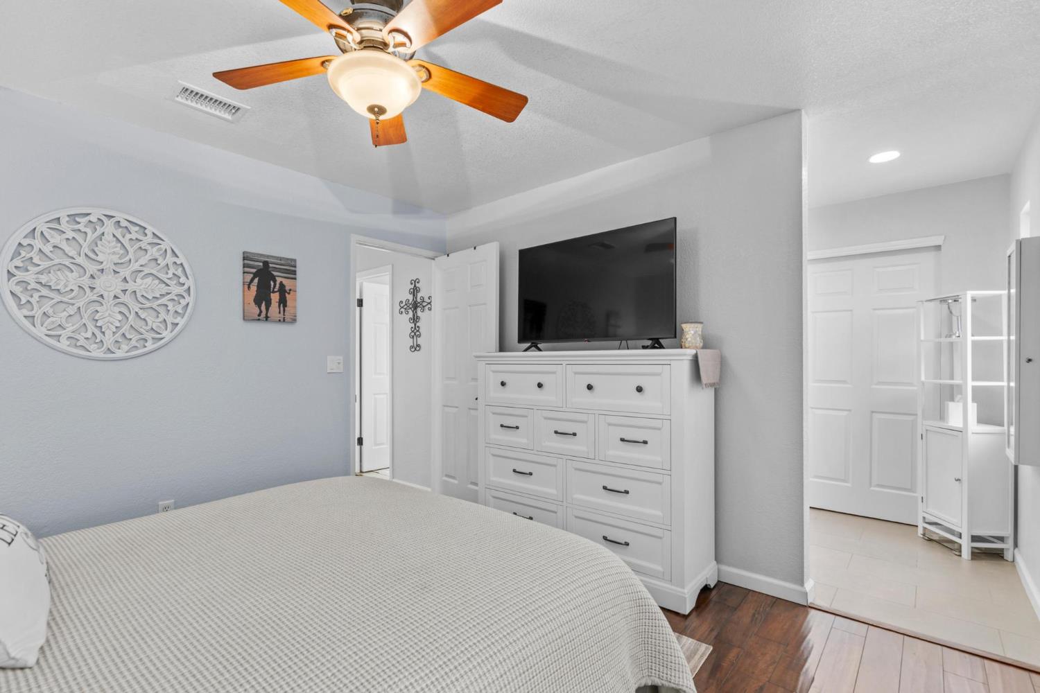 760 Pebble Way Manteca, CA 95336 - Photo 17 of 41