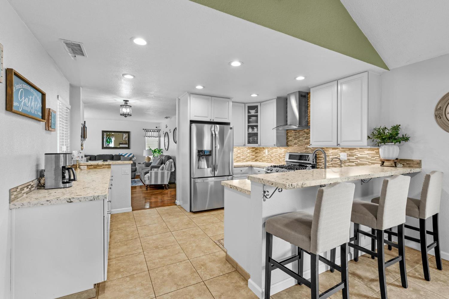 760 Pebble Way Manteca, CA 95336 - Photo 10 of 41