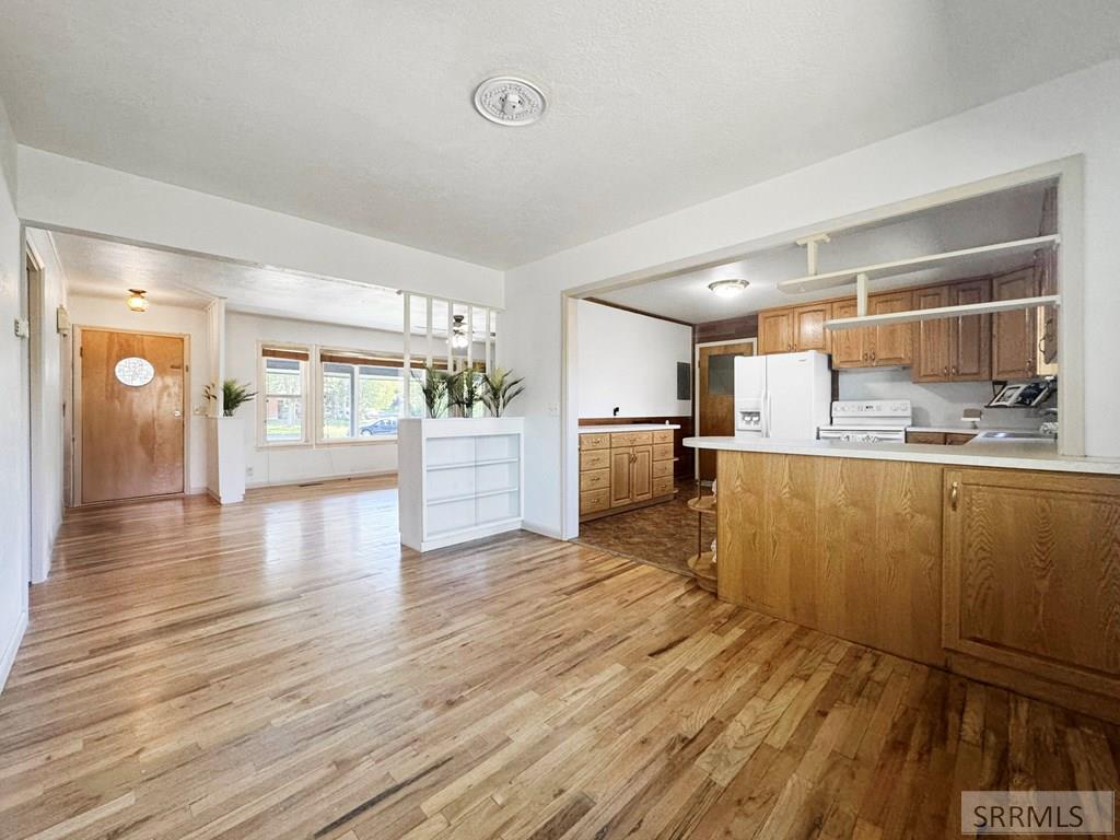 305 East 3rd South Rexburg, ID 83440 - Photo 21 of 43