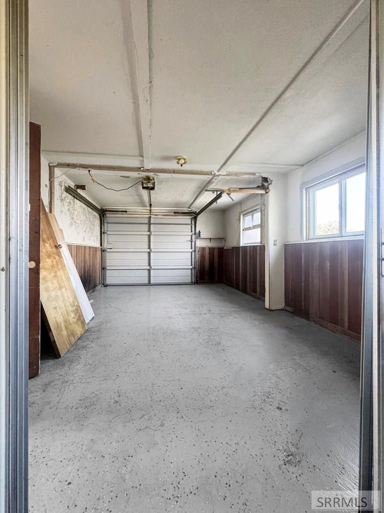 305 East 3rd South Rexburg, ID 83440 - Photo 30 of 43