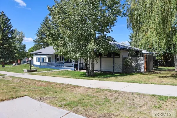 $359,000 | 305 East 3rd South, Rexburg, ID 83440