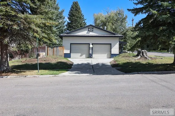 $359,000 | 305 East 3rd South, Rexburg, ID 83440