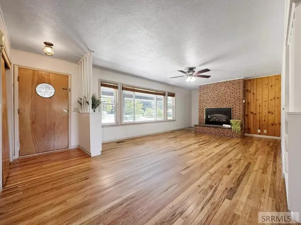 $359,000 | 305 East 3rd South, Rexburg, ID 83440