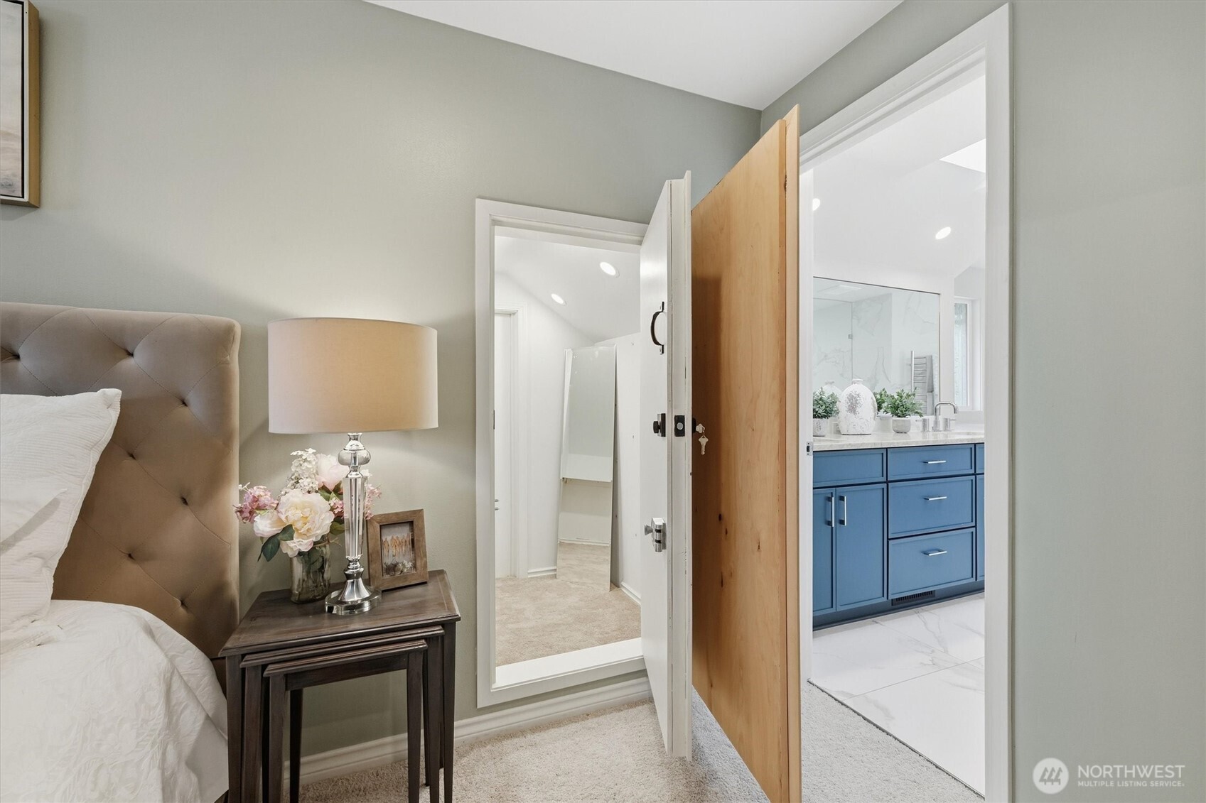 21108 Northeast 42nd Street Sammamish, WA 98074 - Photo 16 of 39 Gallery Image 16