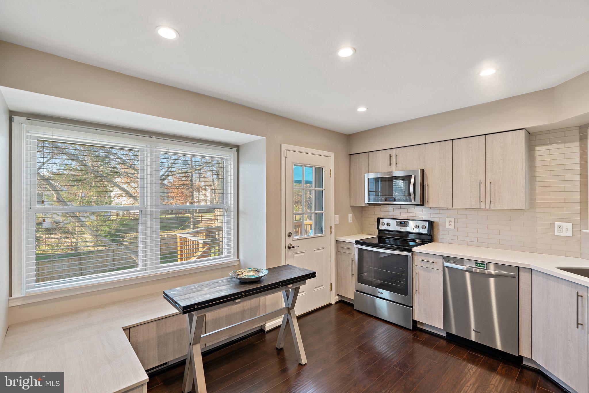 8026 Rocky Run Road Gainesville, VA 20155 - Photo 10 of 50