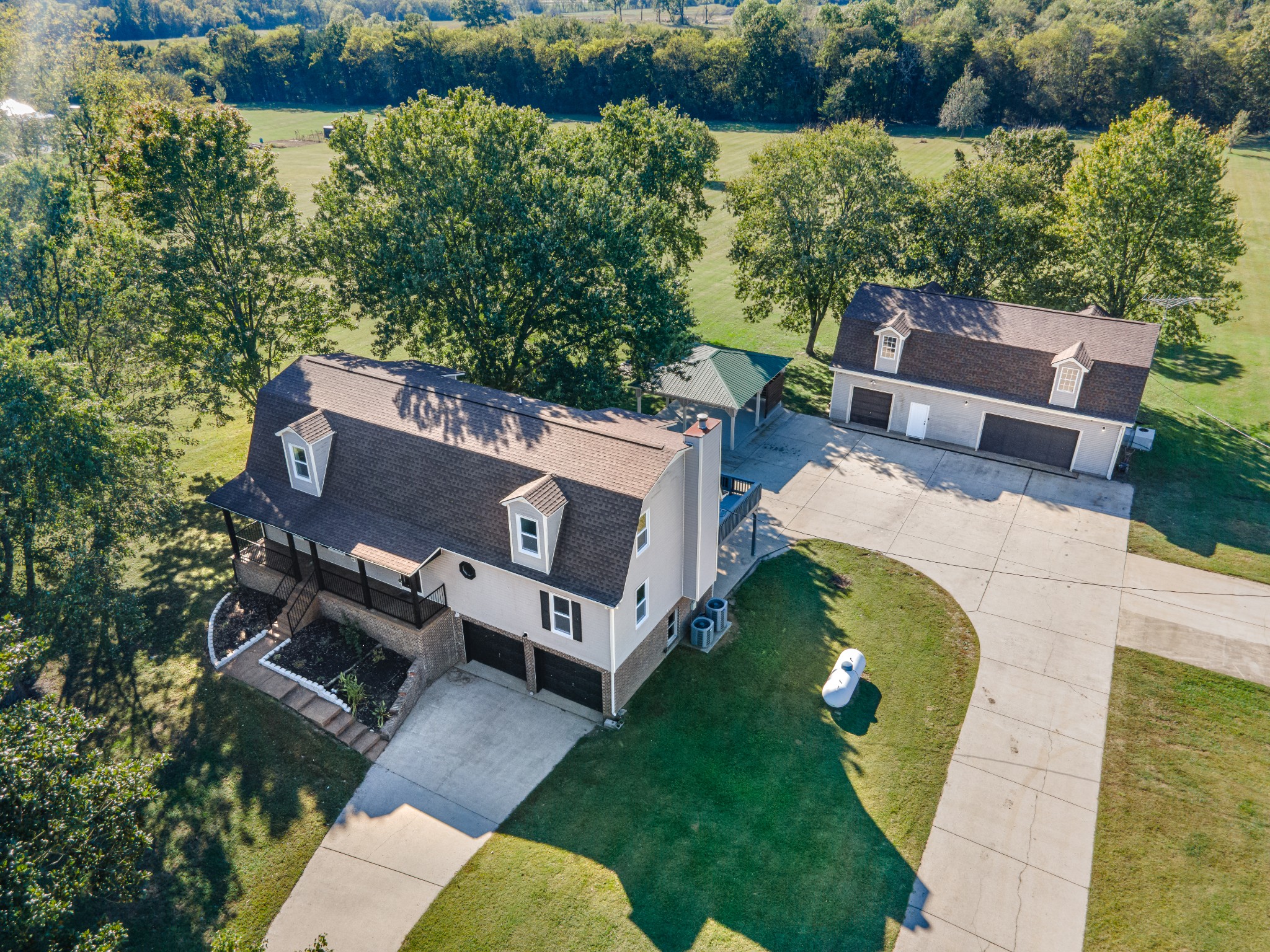 1111 Craig Moore Road Lewisburg, TN 37091 - Photo 1 of 70 Gallery Image 1
