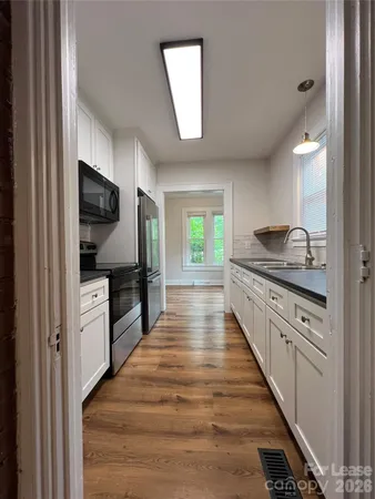 $950 | 117 North 6th Street, Albemarle, NC 28001