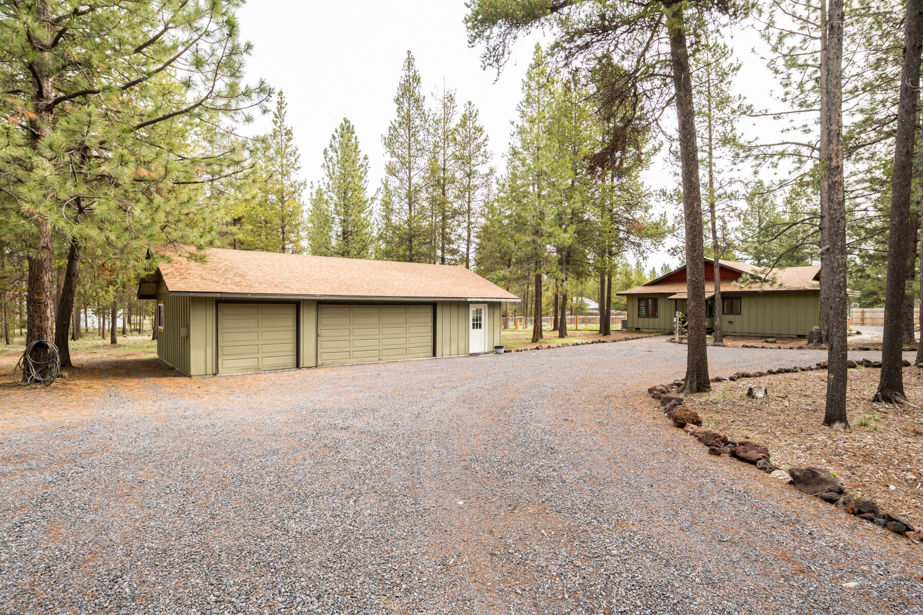 16028 Dick Road La Pine, OR 97739 - Photo 27 of 46 JH5_7893