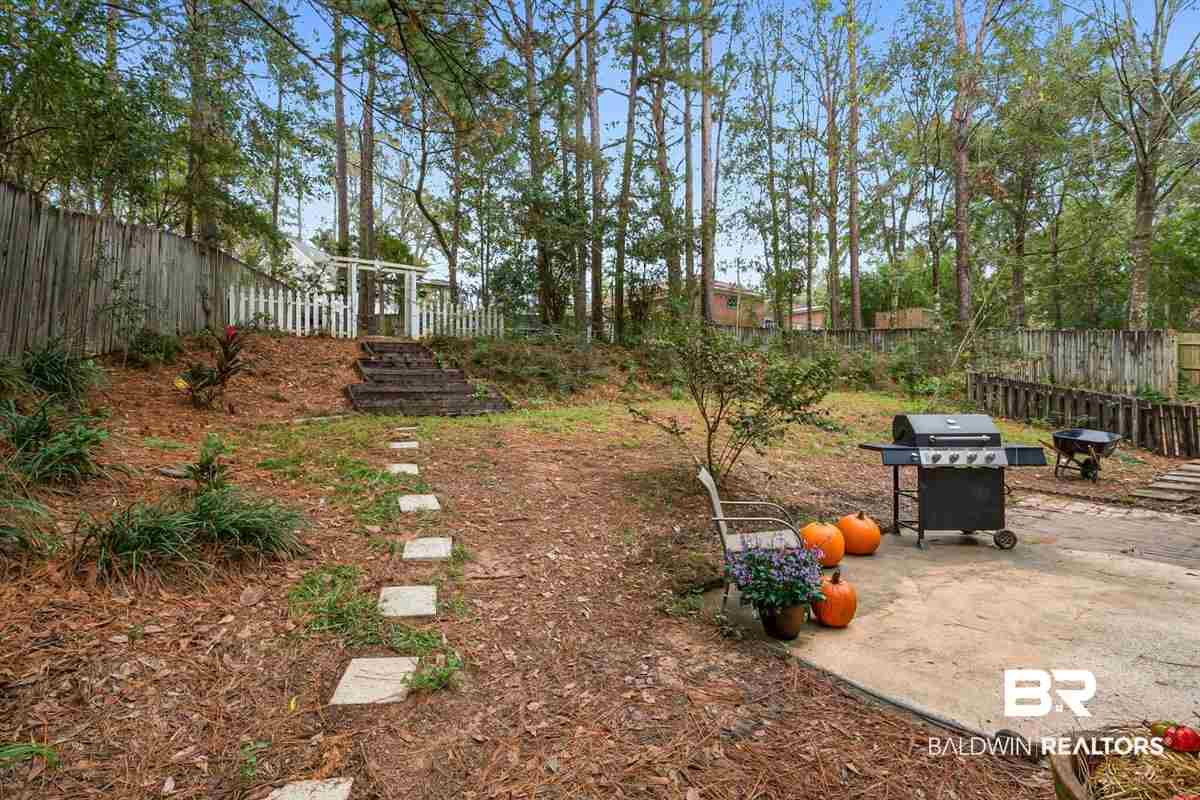 629 Ridgewood Drive Daphne, AL 36526 - Photo 34 of 36