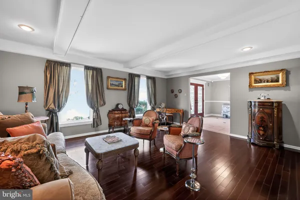 $775,000 | 521 Kings Drive, Cherry Hill, NJ 08003