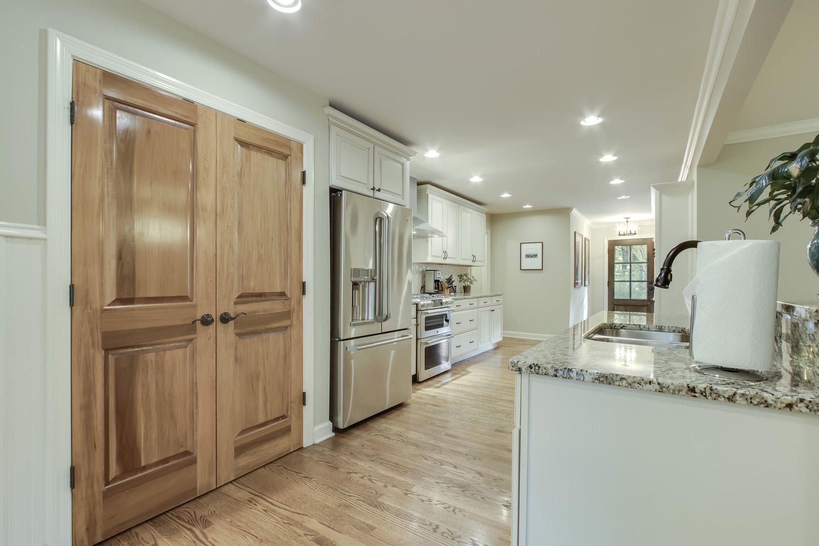 1008 Bluff View Road Southwest Knoxville, TN 37919 - Photo 11 of 40 Gallery Image 11