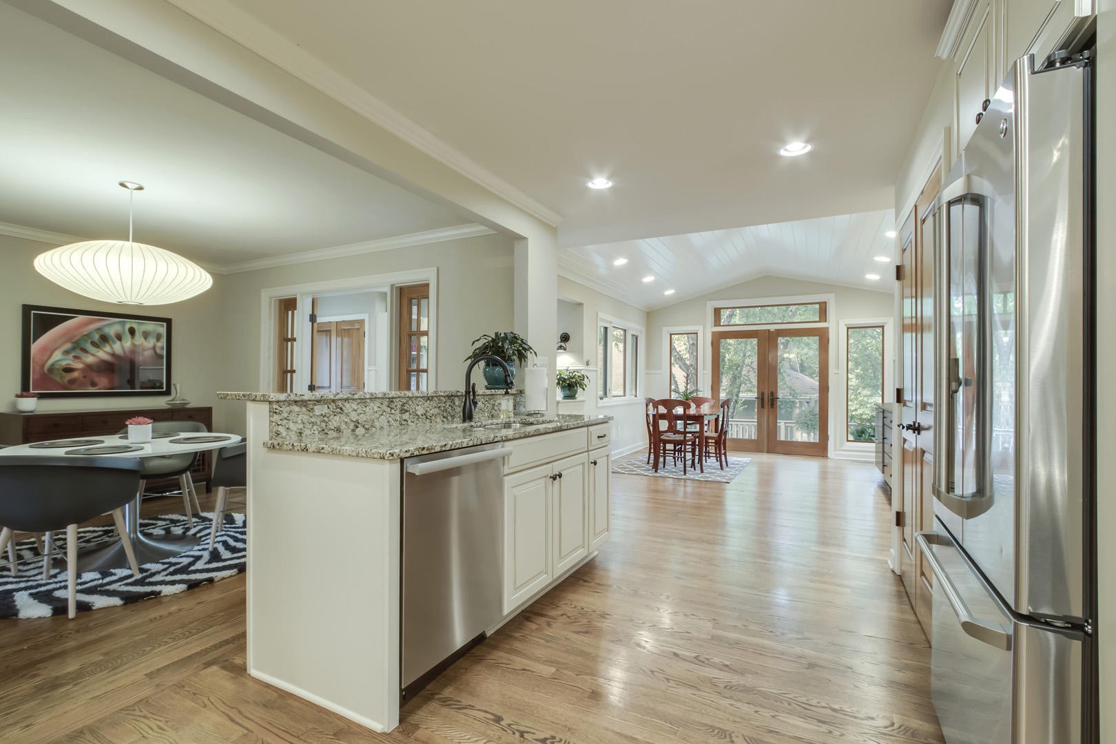 1008 Bluff View Road Southwest Knoxville, TN 37919 - Photo 10 of 40 Gallery Image 10