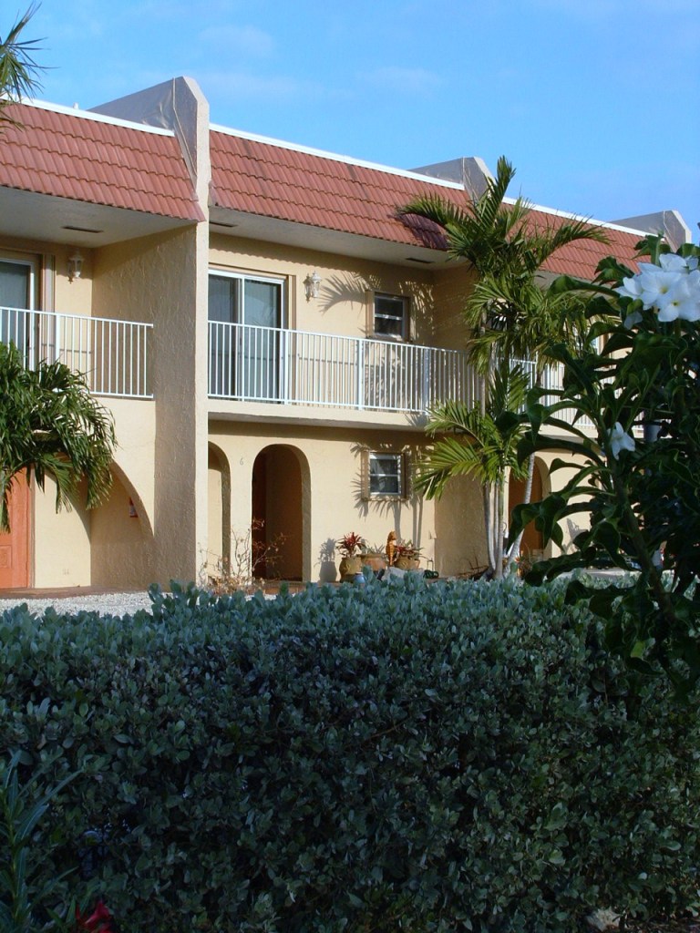 423 Sombrero Beach Road, Unit 6 Marathon, FL 33050 - Photo 1 of 23 building front