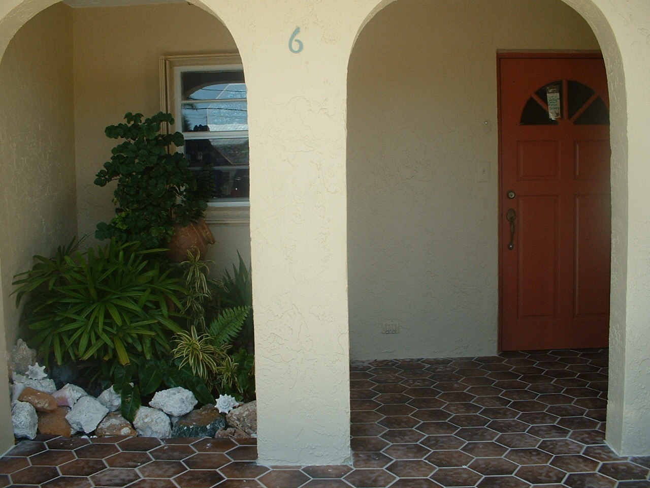 423 Sombrero Beach Road, Unit 6 Marathon, FL 33050 - Photo 2 of 23 coverd entrance