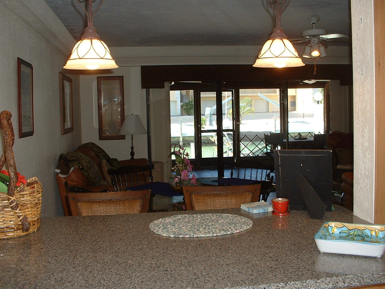 423 Sombrero Beach Road, Unit 6 Marathon, FL 33050 - Photo 5 of 23 pass thrucounter,kitchen to dining room