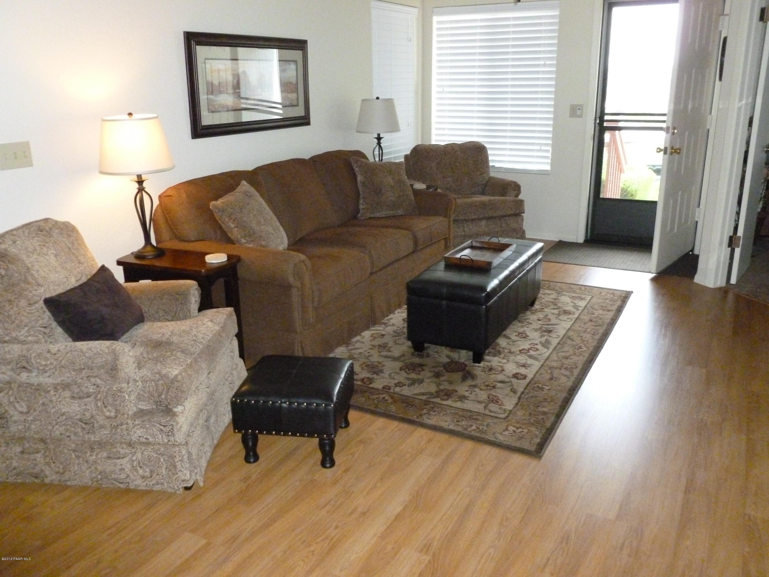 3089 Montana Terrace Road, Unit 3B Prescott, AZ 86301 - Photo 5 of 18 living room