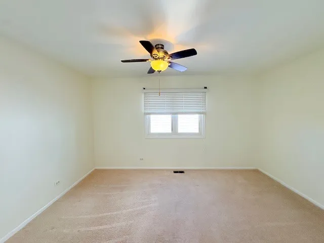 $2,600 | 1880 Paddington Avenue, Naperville, IL 60563