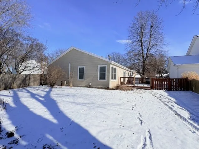 $2,600 | 1880 Paddington Avenue, Naperville, IL 60563