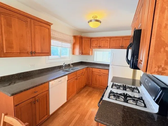 $2,600 | 1880 Paddington Avenue, Naperville, IL 60563