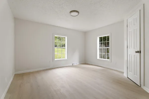 $200,000 | 12690 Red Bud Trail North, Buchanan, MI 49107