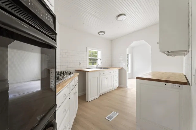 $219,000 | 12690 Red Bud Trail North, Buchanan, MI 49107