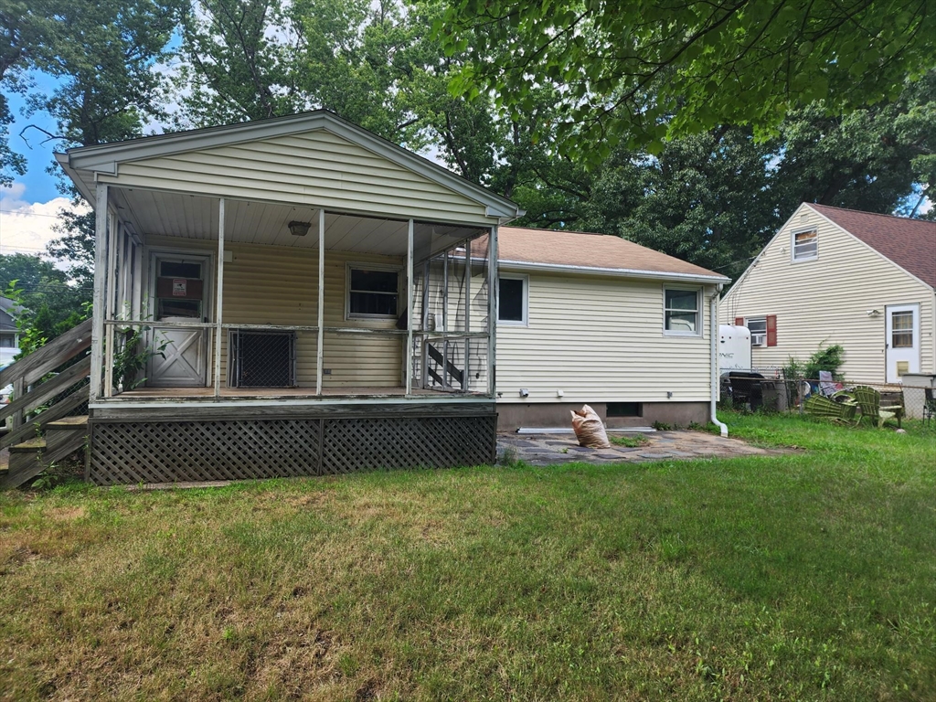 267 Morgan Road West Springfield, MA 01089 - Photo 3 of 13 Gallery Image 3