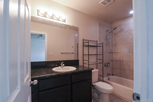 $1,450 | 1125 Brown Rock Drive, New Braunfels, TX 78130