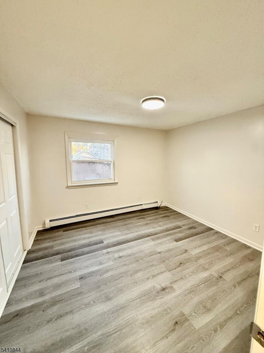 111 Lindegar Street Linden, NJ 07036 - Photo 10 of 12