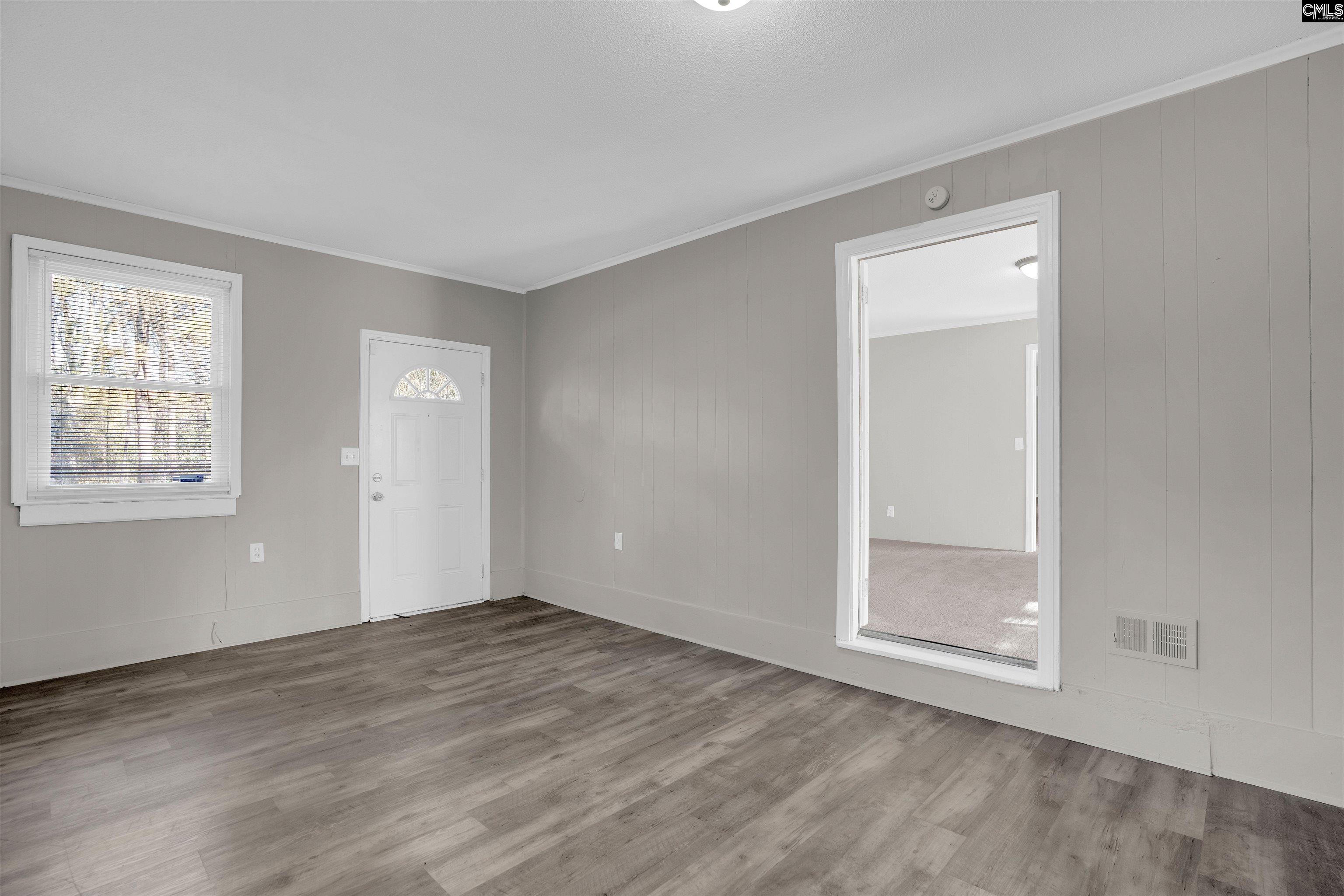 2620 Pleasant Ridge Drive Columbia, SC 29209 - Photo 21 of 37 an empty room with window