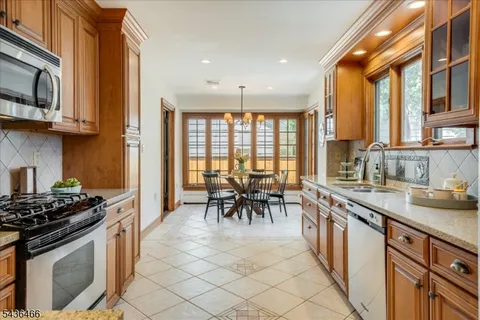 $1,598,000 | 30 Glenwood Drive, Short Hills, NJ 07078