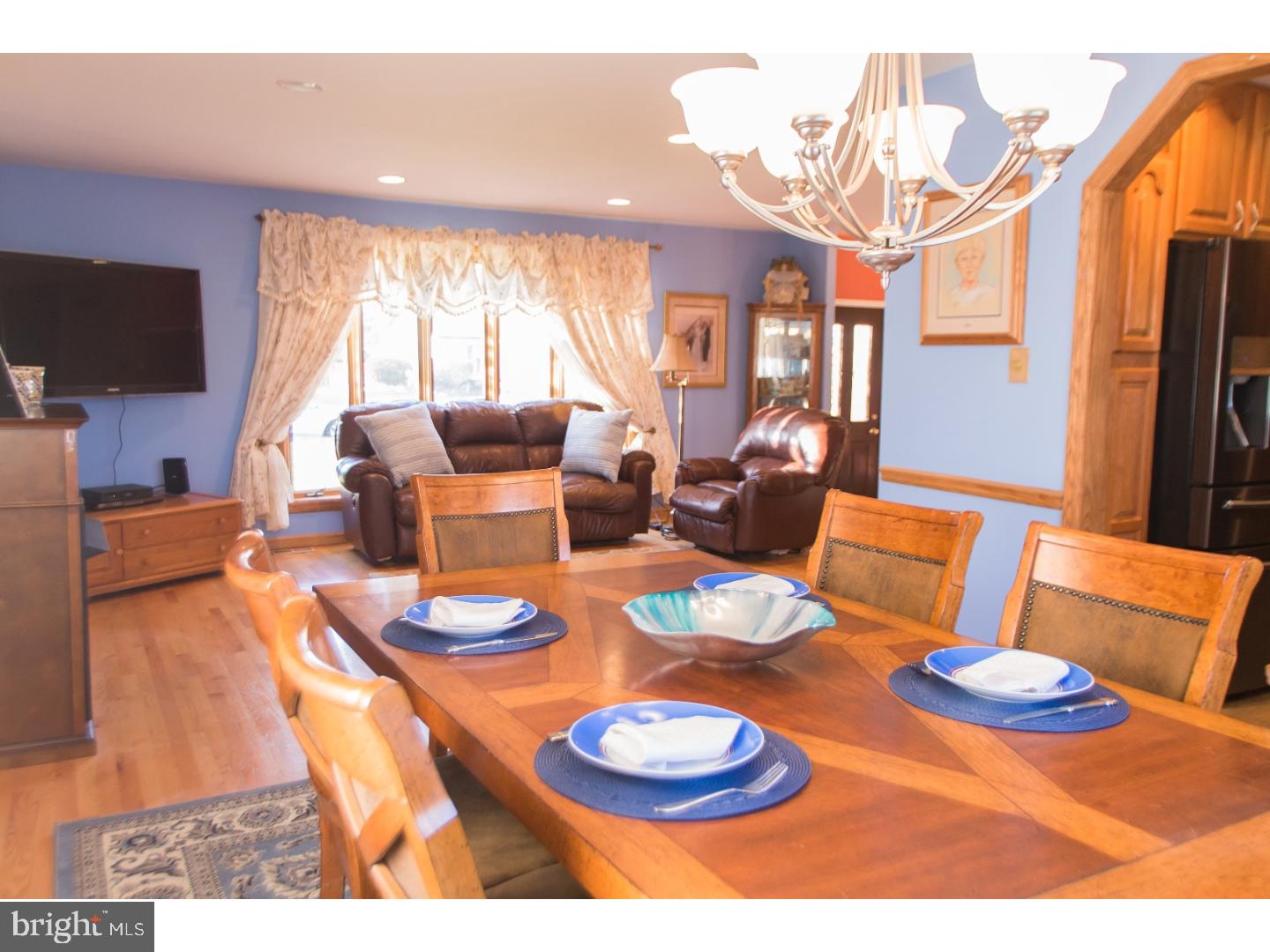80 Tulip Road Holland, PA 18966 - Photo 6 of 19 Dining Room