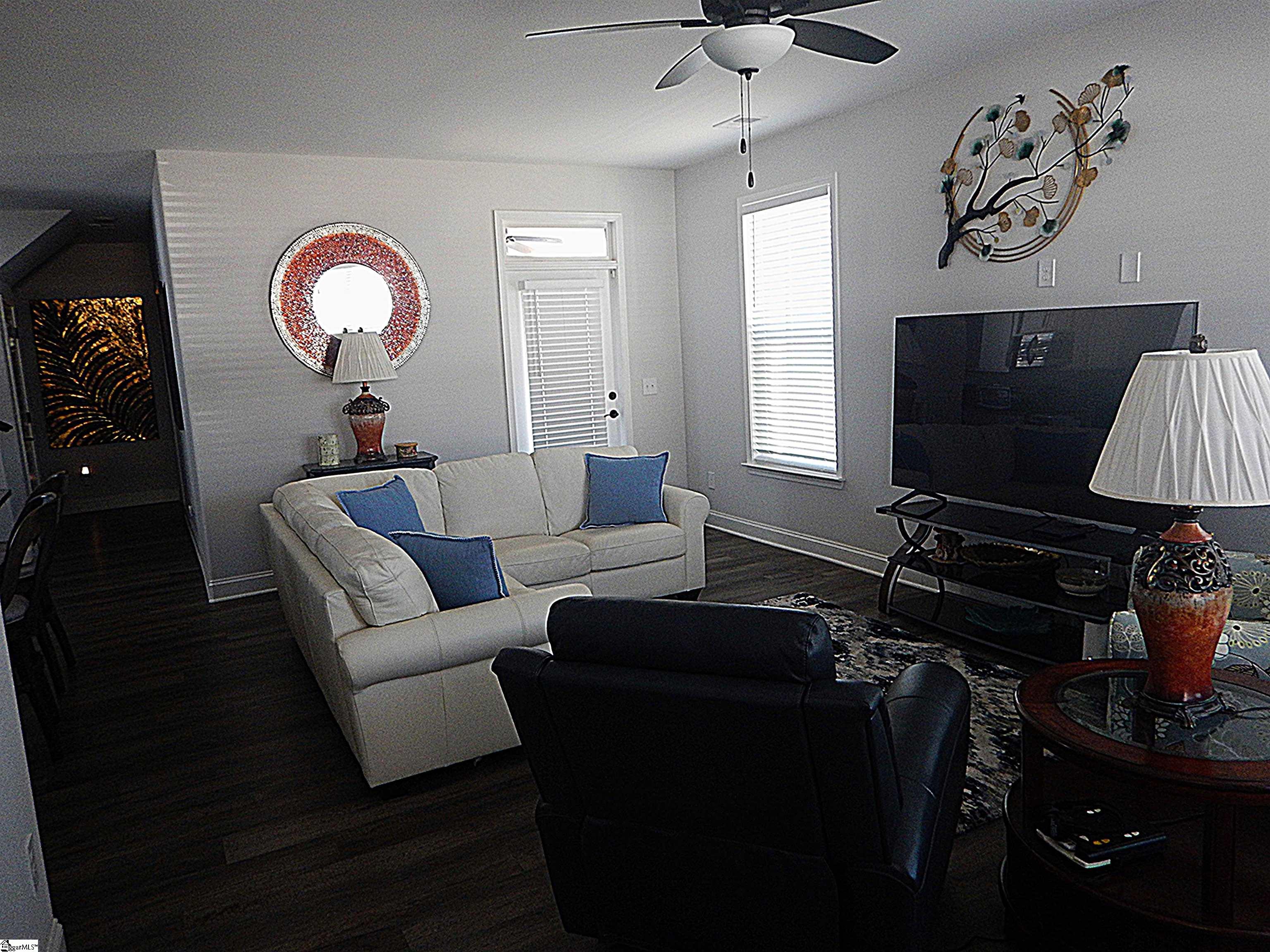 313 Daystrom Drive Greer, SC 29651 - Photo 7 of 35