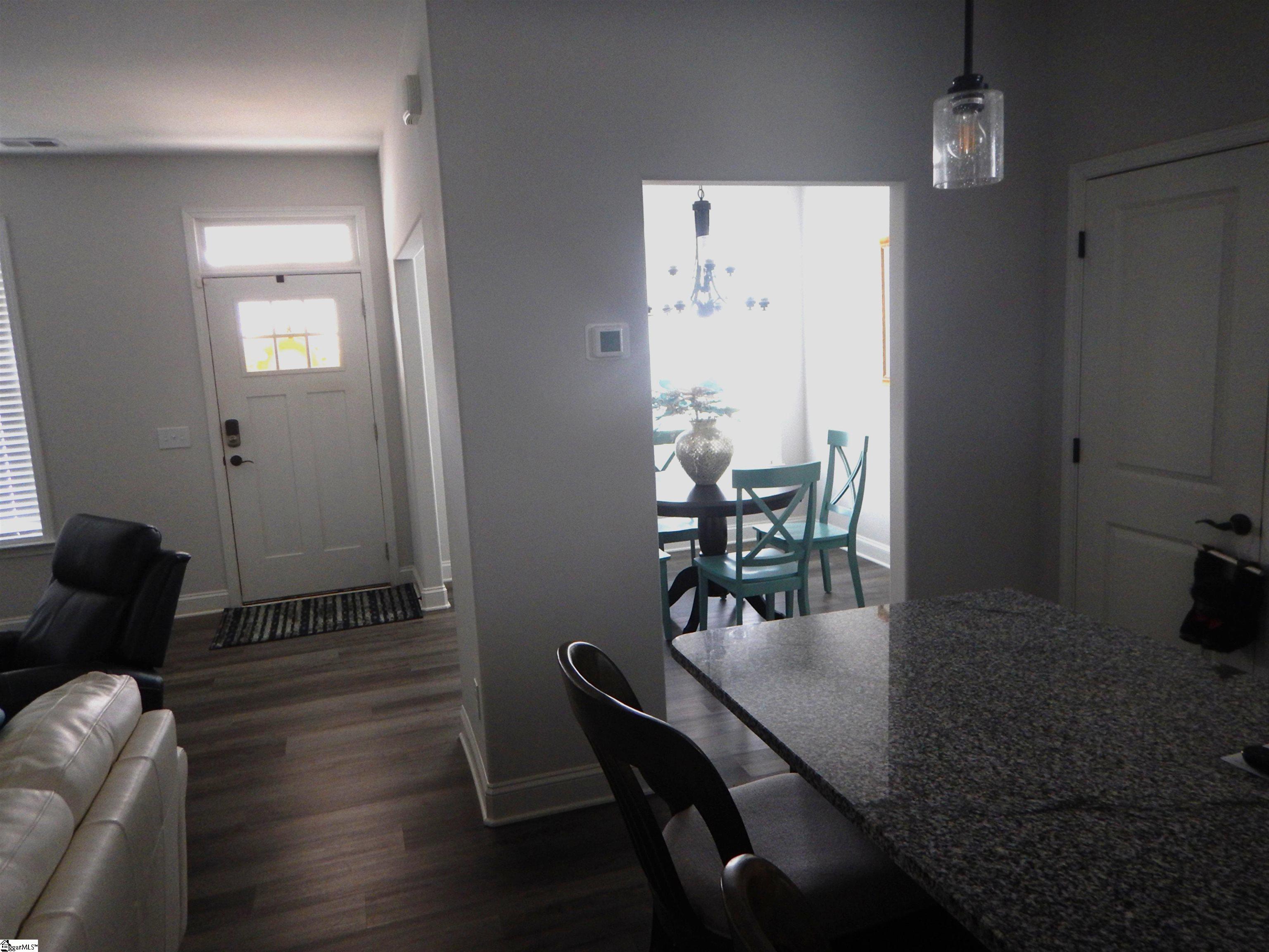 313 Daystrom Drive Greer, SC 29651 - Photo 8 of 35