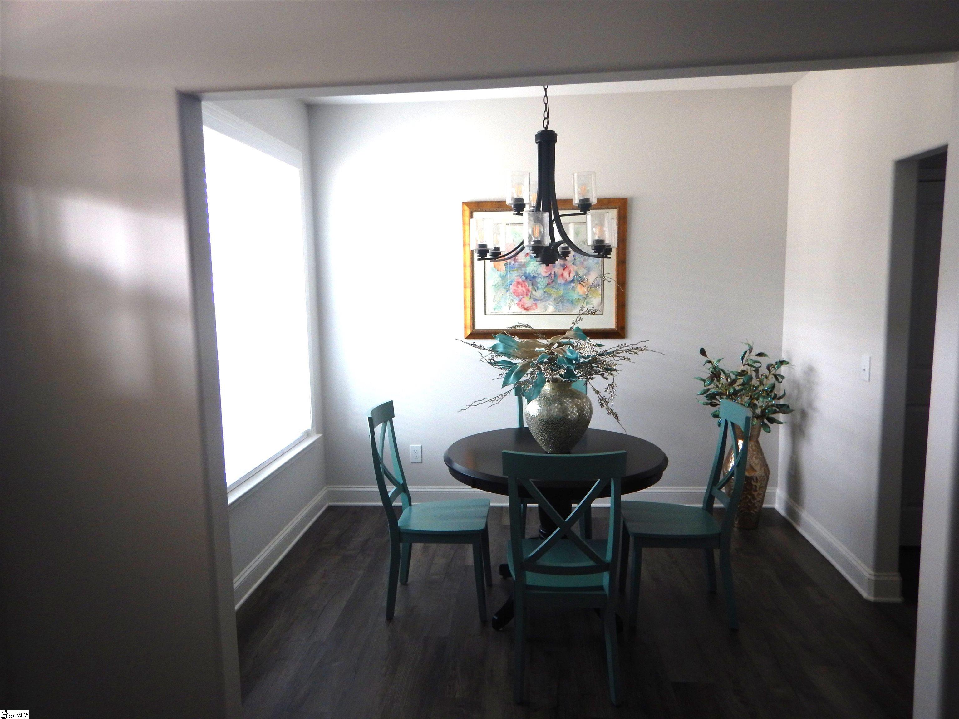 313 Daystrom Drive Greer, SC 29651 - Photo 9 of 35
