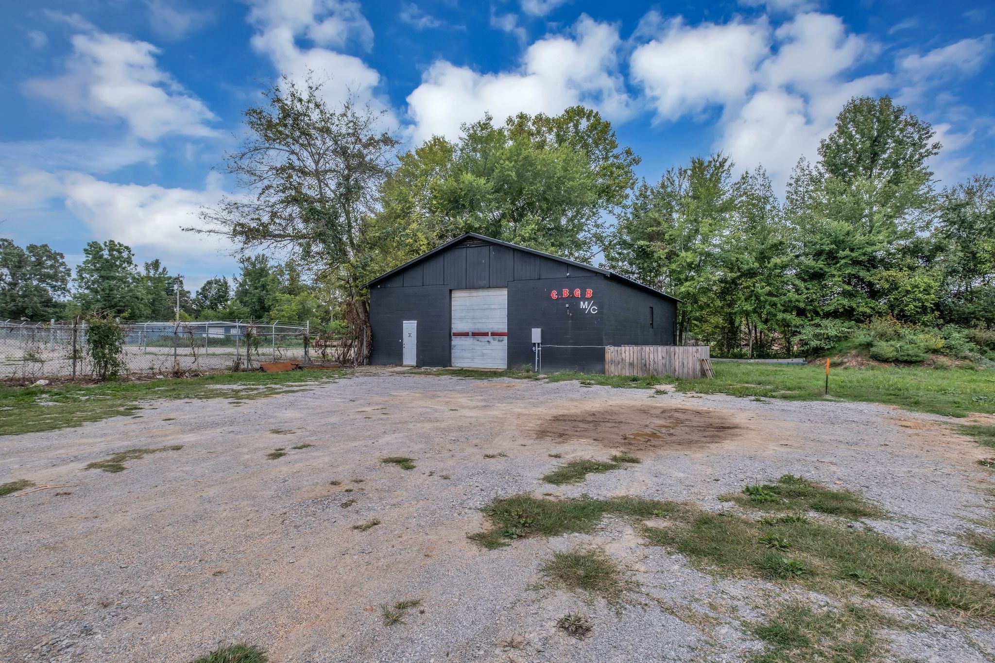 1409 Buffalo Road Lawrenceburg, TN 38464 - Photo 23 of 37 a view of a house with a yard
