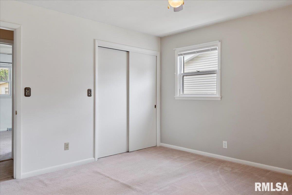 228 Dickinson Road Springfield, IL 62704 - Photo 20 of 47