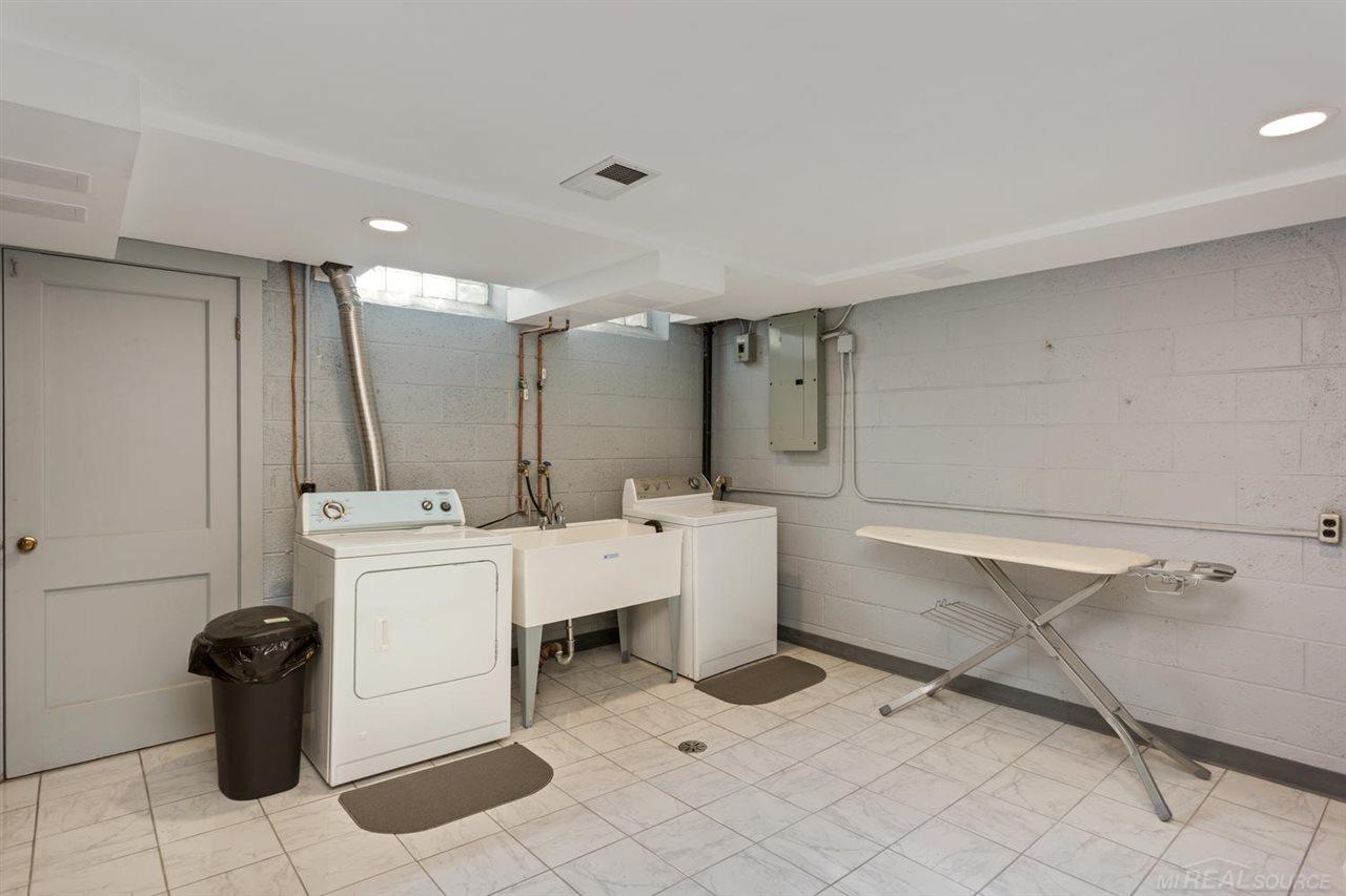 757 Trombley Road Grosse Pointe Park, MI 48230 - Photo 27 of 30