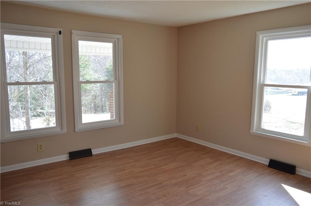 1096 Troy Joyce Road Madison, NC 27025 - Photo 8 of 21
