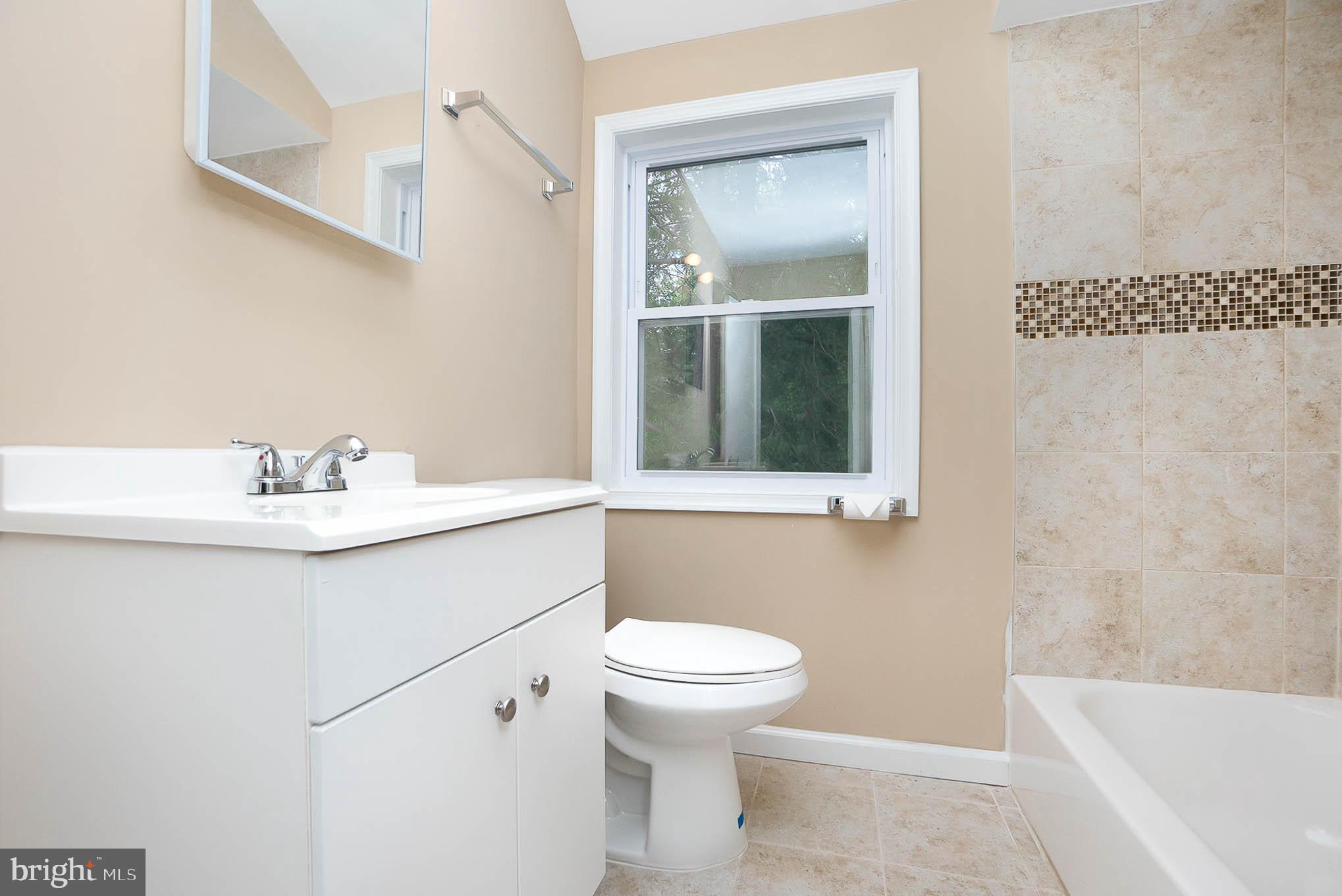 1523 Stonewood Road Baltimore, MD 21239 - Photo 14 of 30 Gallery Image 14