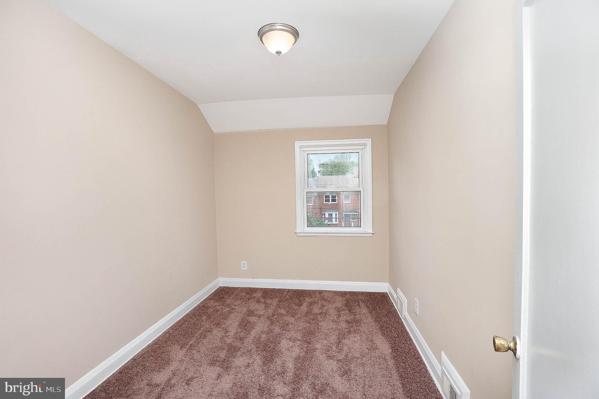 1523 Stonewood Road Baltimore, MD 21239 - Photo 18 of 30 Gallery Image 18