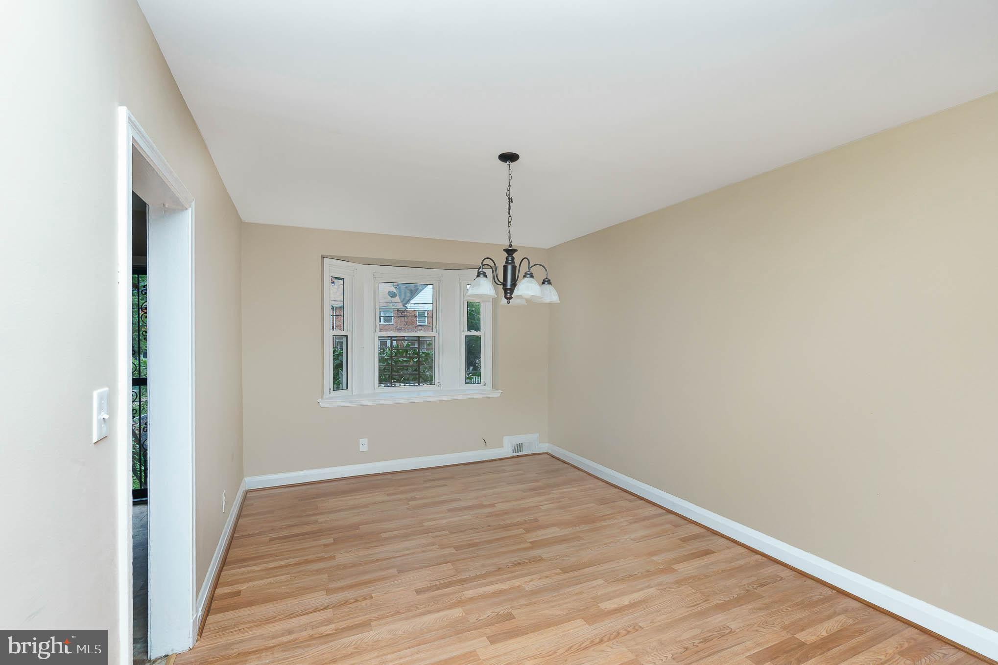 1523 Stonewood Road Baltimore, MD 21239 - Photo 5 of 30 Gallery Image 5